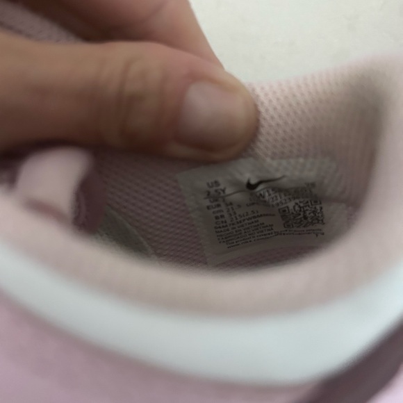 Girls Nike Low Dunks - Picture 4 of 6